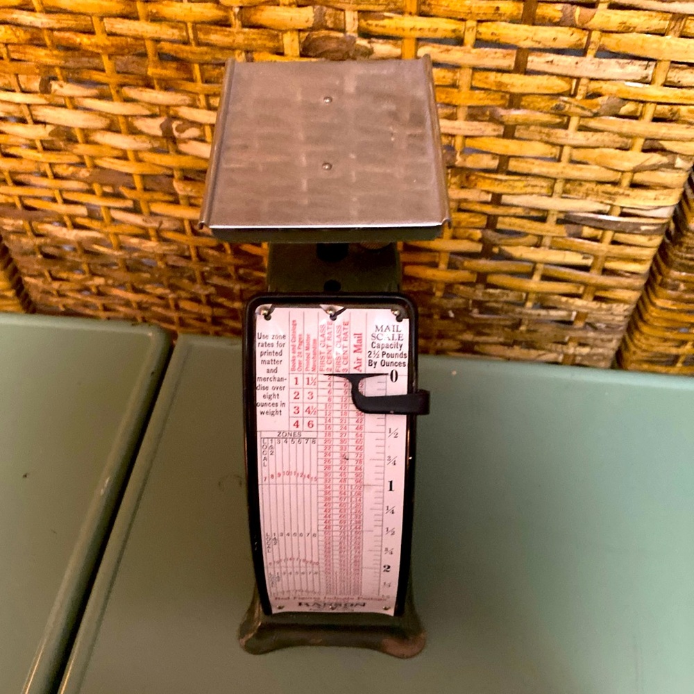 Vintage 1930’s Hanson Postal Mail Scale - Art Deco - Mail, Packages or Food 1937